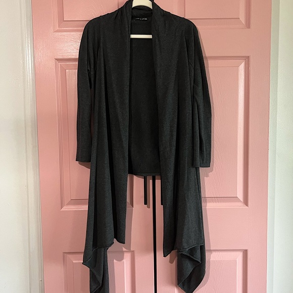 ✨EUC✨Cable & Gauge Gray Wrap Sweater - One Size Fits Most : Womens SM - XL. - Picture 2 of 5